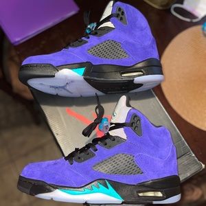 Jordan 5 alternate grapes men’s 8.5
